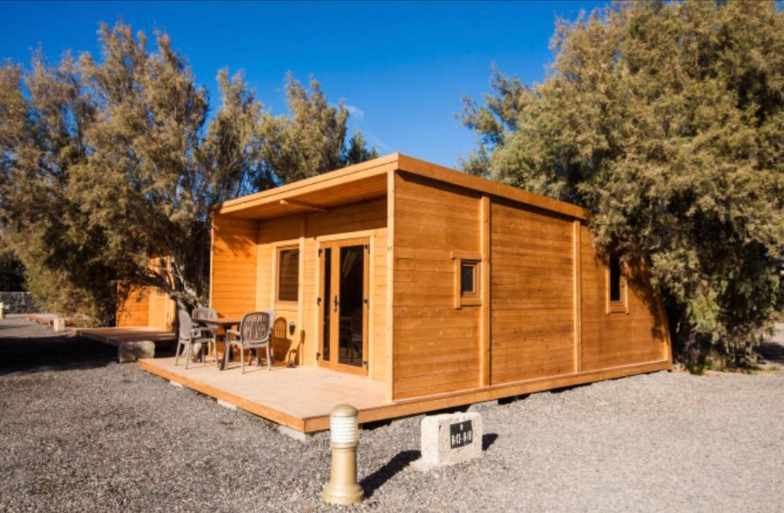 Eco-Wooden Houses Camping Montana Roja El Médano Exterior photo